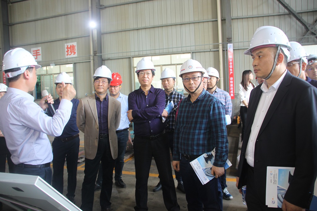 長沙湘一機械有限公司,長沙環(huán)衛(wèi)設備制造,長沙環(huán)衛(wèi)設備銷售,保潔項目 長沙湘一機械有限公司,長沙環(huán)衛(wèi)設備制造,長沙環(huán)衛(wèi)設備銷售,保潔項目